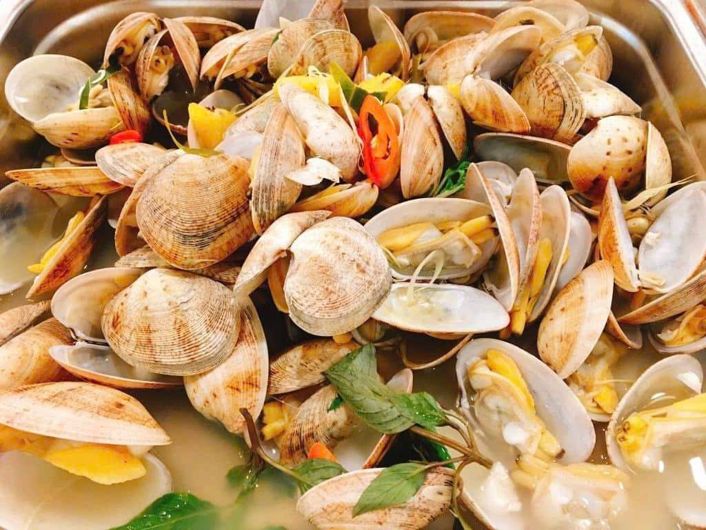 Ngao hoa hấp sả ớt ruột đầy